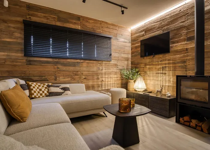 Lodge Nature Village - N°16 - 8 Personnes *