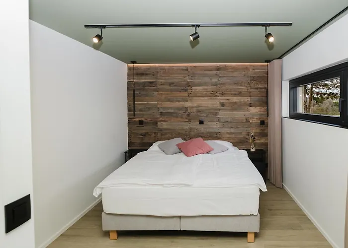 Lodge Nature Village - Timberly N°16 - 8 Personnes Avec Jacuzzi *