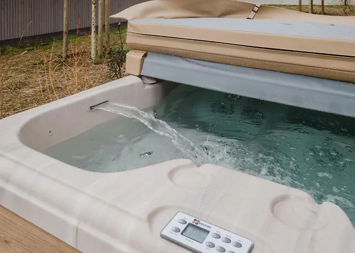 Nature Village - Timberly N°16 - 8 Personnes Avec Jacuzzi *